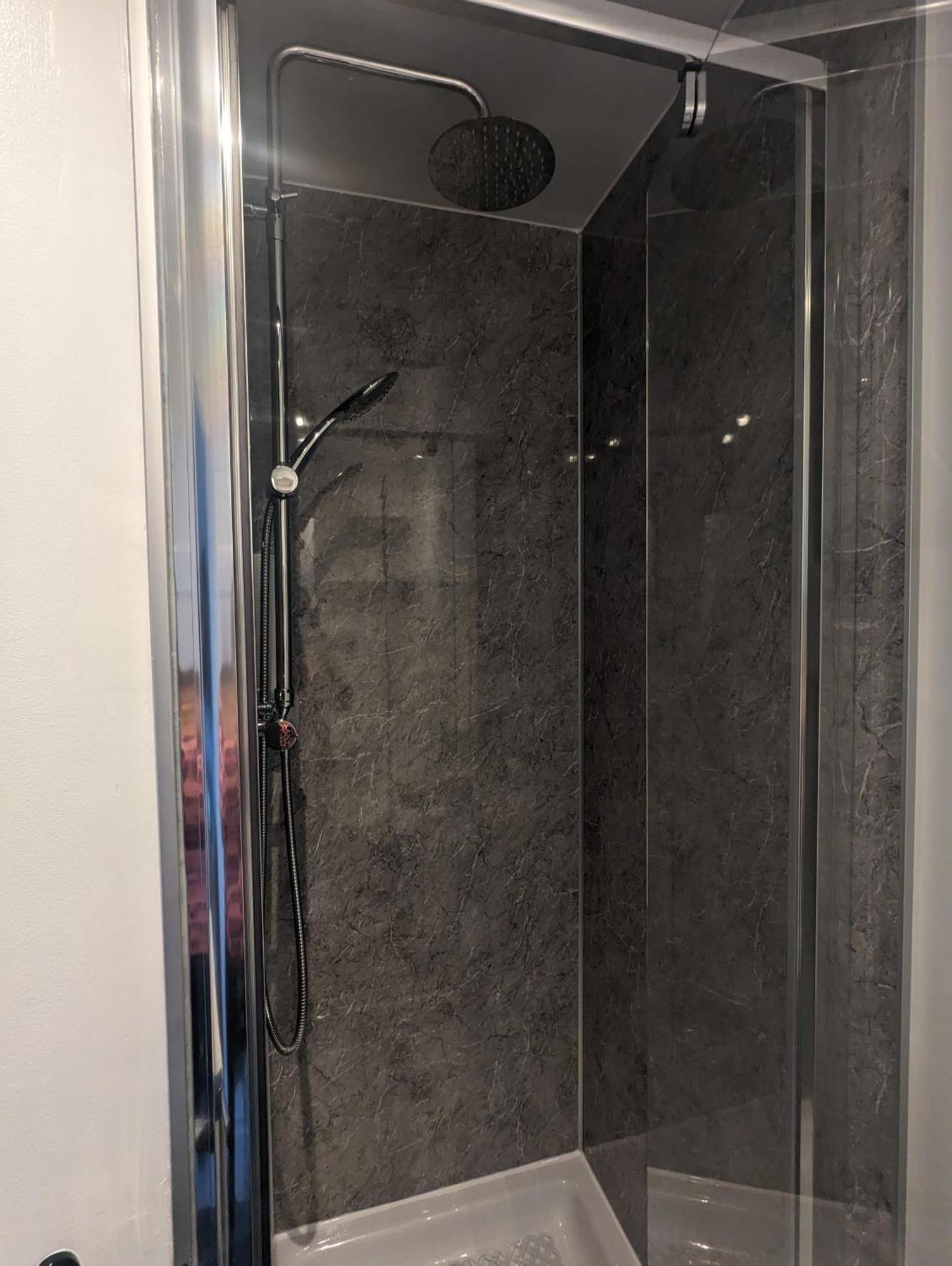 The Cairns Leven Hotel Leven  Phòng bức ảnh